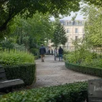 Jardin a visiter La Rochelle, banc et allée du Jardin des Plantes